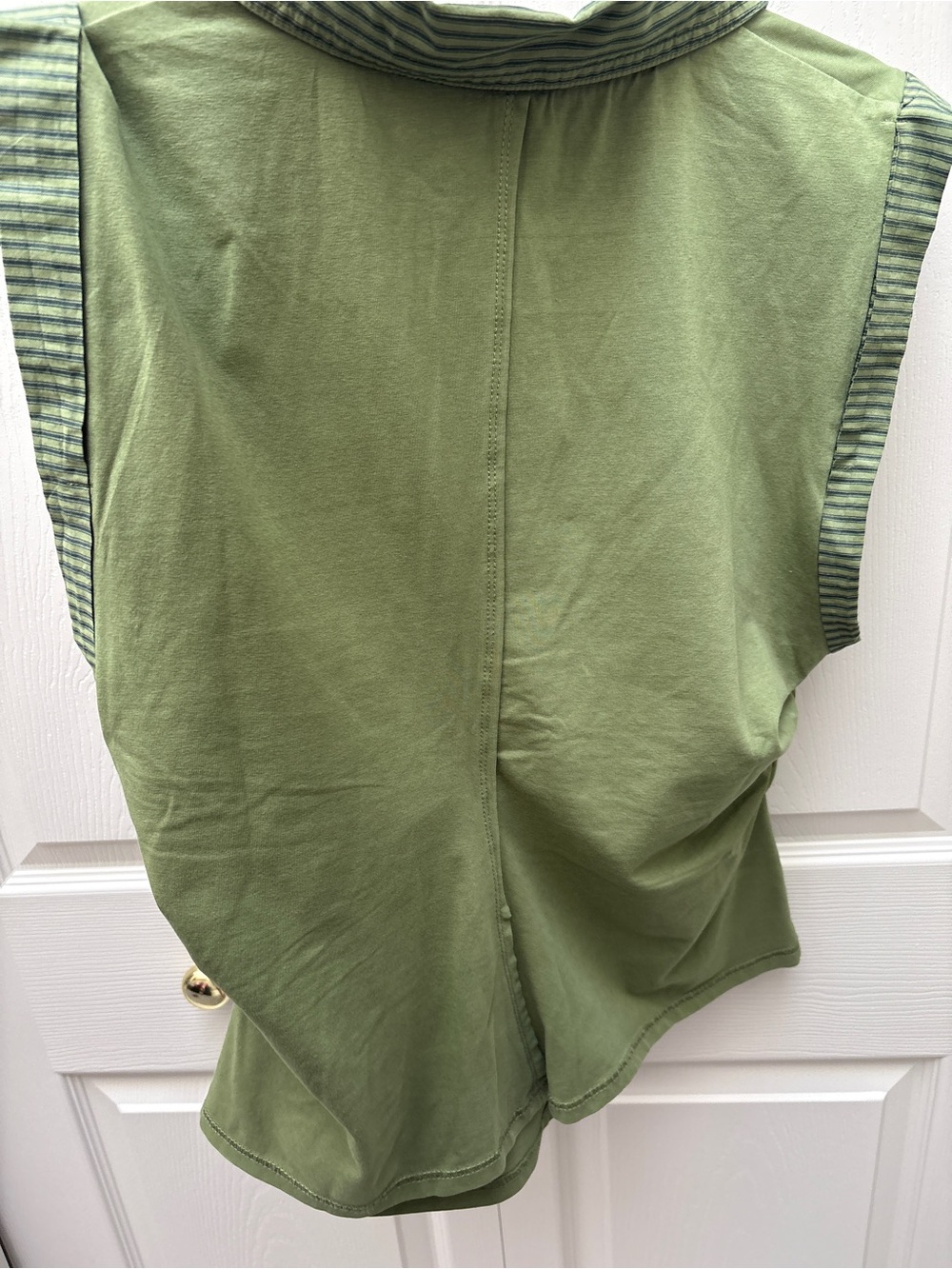 Green Ruched Polo Tank - Picture 6 of 7